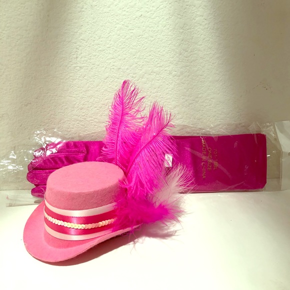 Custom corset with feathers - Picture 5 of 6